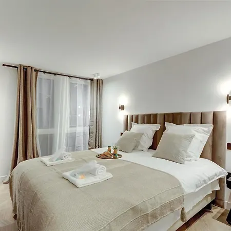 Thebluestay 191 - Spacious Luxury Apt - Paris 2 * פריז